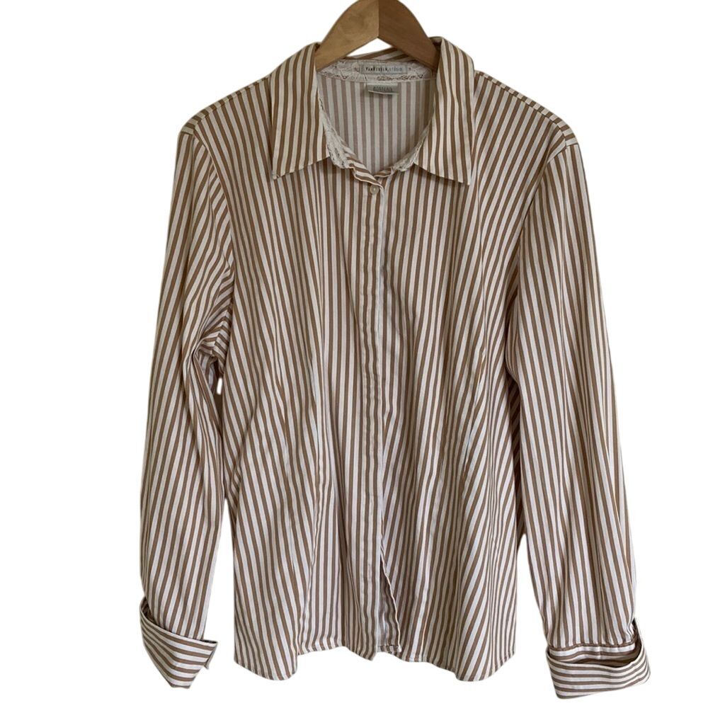 Van Heusen Studio Stretch Extendible Button Down in Gold and White Size XXL